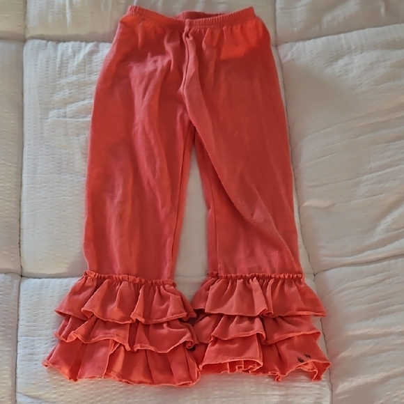 Colorful Ruffled Kids Outfit - Picture 6 of 8